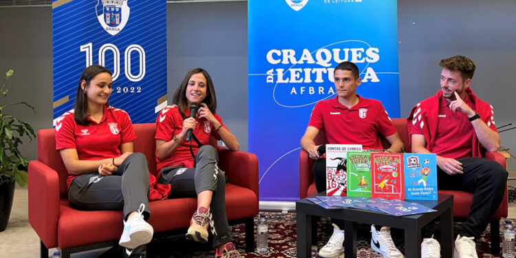 Dupla famalicense de regresso