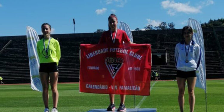 Liberdade FC com duas campeãs distritais do KM jovem
