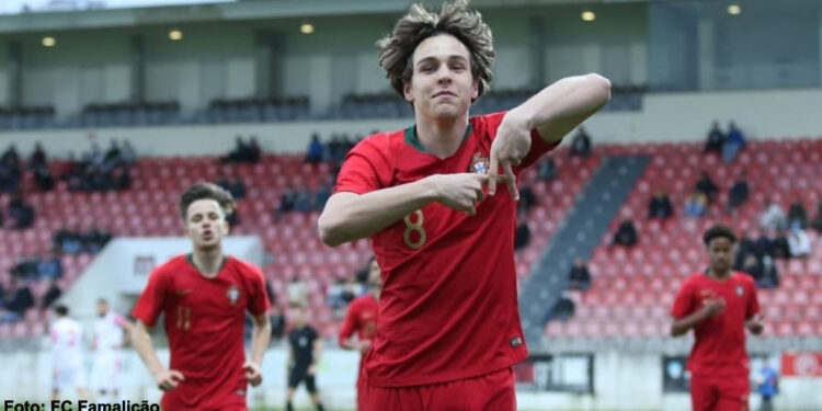 Gustavo Sá novamente na seleção Sub-18