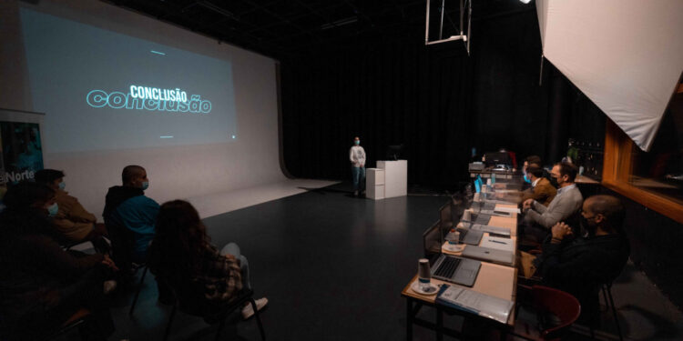 Alunos da OFICINA apresentam Provas de Aptidão Profissional