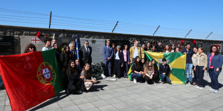 Homenagem às vítimas de Mauthausen