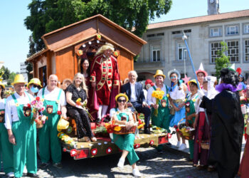 Milhares saíram à rua para a Batalha das Flores
