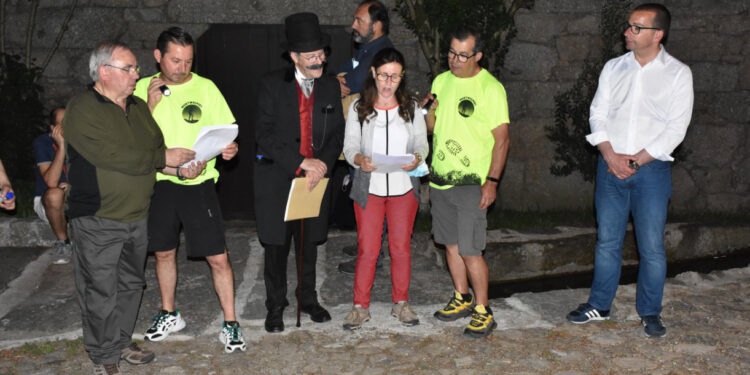 Explorar Camilo pelo Trilho da Cangosta do Estevão