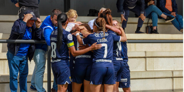 Futebol Feminino: FC Famalicão rouba pontos ao Benfica