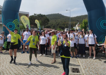 Caminhada solidária reuniu mais de 200 pessoas