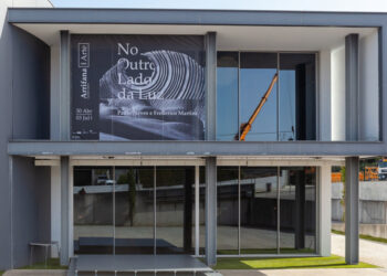 Arte cativa comunidade arrifanense