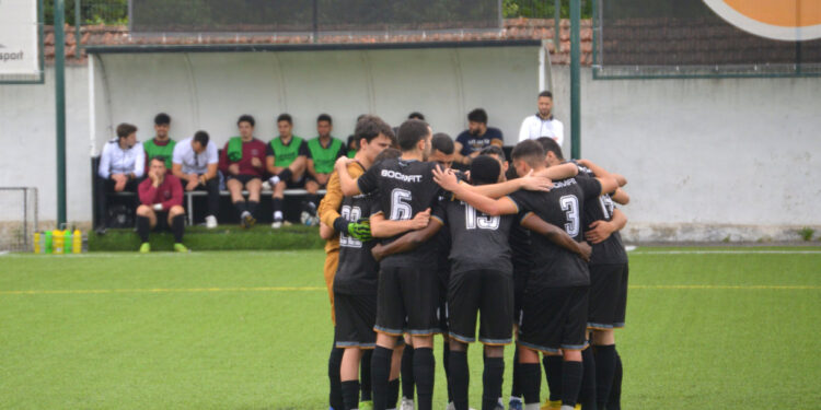 Operário FC termina época com vitória