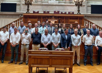 Assembleia da República aprova voto de pesar