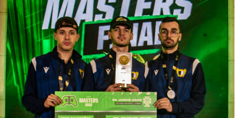 Fama Esports no 2º lugar do FPF Masters
