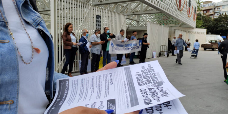 “Sempre os mesmos a pagar”, na Praça