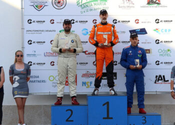 Luís Silva mantém-se invicto