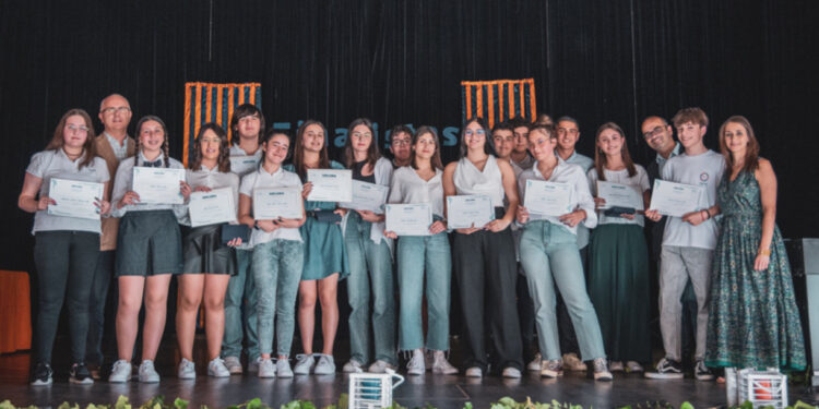 Didáxis homenageia finalistas