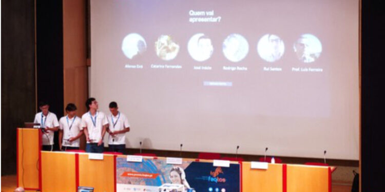 Equipa da Didáxis na final do FAQtos