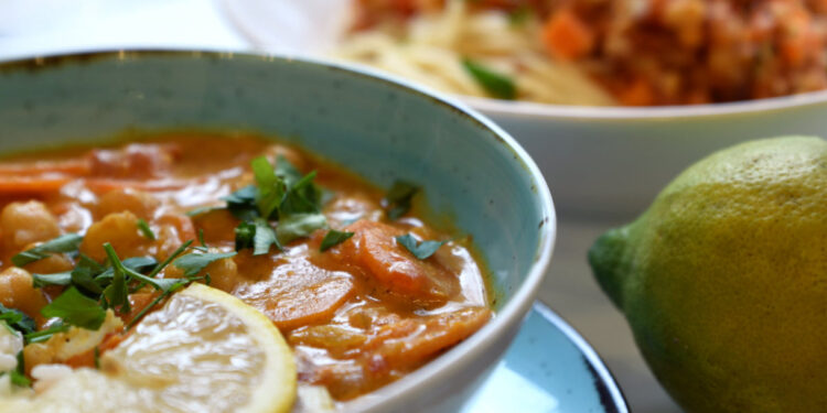 Dias à Mesa com Cozinha Vegetariana