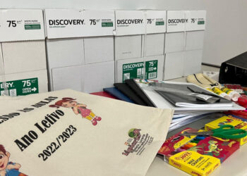 UF Carreira e Bente oferece material escolar