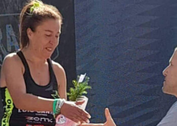 Élia Oliveira no pódio do Trail da Trofa