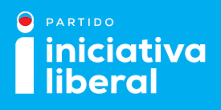 IL repudia colocação de tarjas na C. M. de Famalicão