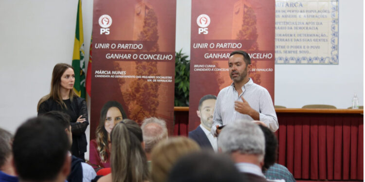 Bruno Cunha reúne militantes do PS em Ribeirão