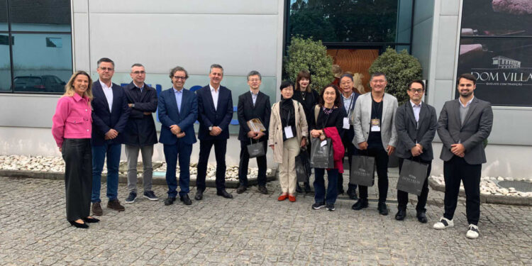 Embaixada de Empresários Asiáticos