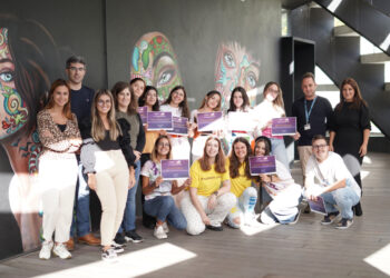 FAMALICÃO:   FUTURO  PROFISSIONAL  DE  JOVENS