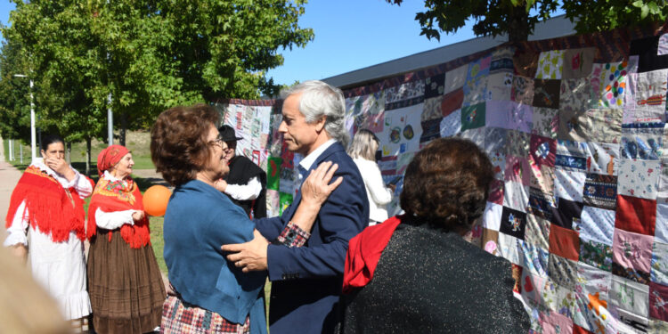 Manta de Afetos no Parque do Quinteiro