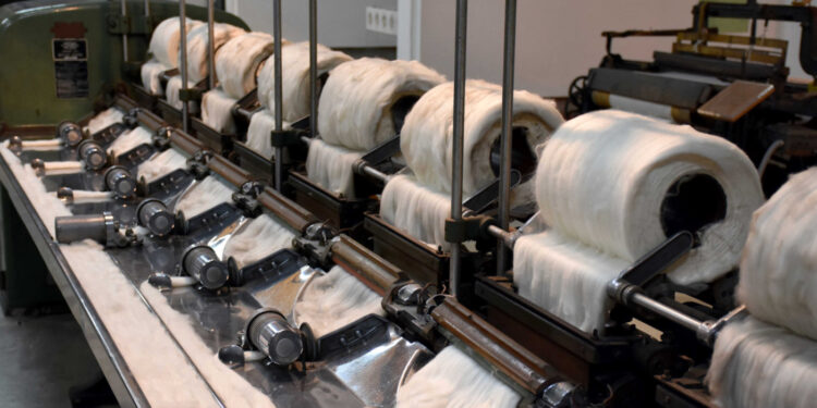 FAMALICÃO: Ciclo de Conferências “História Industrial”