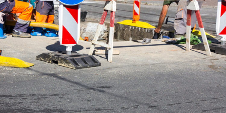 VILA  VERDE: OBRAS EM VIAS CONDICIONAM TRÂNSITO