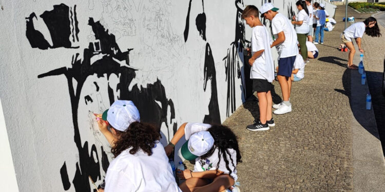 FAMALICÃO:  Arte  Urbana pela mão de jovens