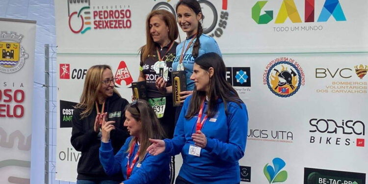 Dupla famalicense em primeiro