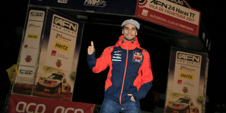 Miguel Oliveira regressa a Fronteira