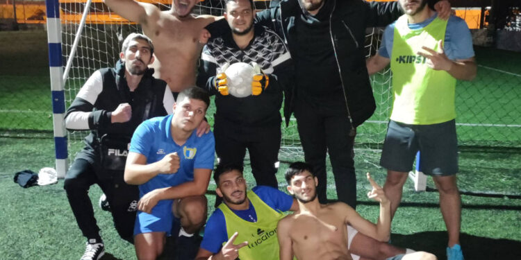 Futebol: Comunidade Roma