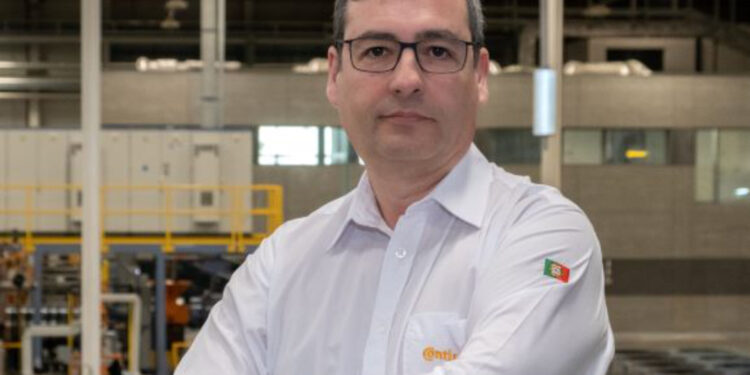 Lousado:  CONTINENTAL  CRIA  NOVA EMPRESA