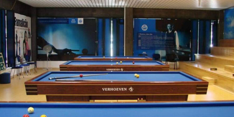 FAC brilha no bilhar