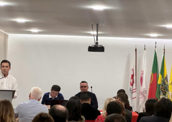 PS QUER DESCENTRALIZAR ASSEMBLEIAS