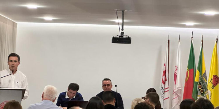 PS QUER DESCENTRALIZAR ASSEMBLEIAS