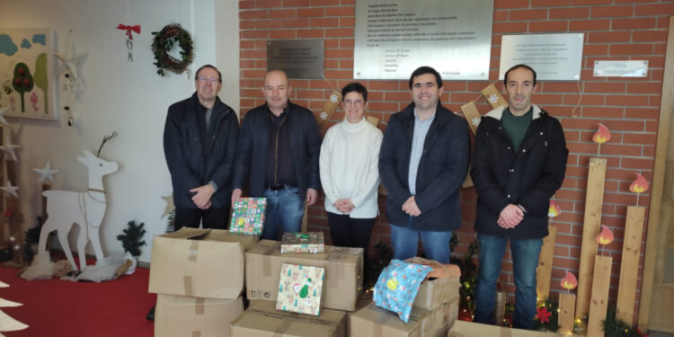 O “Pai Natal” passou pelas «Comunidades com História»