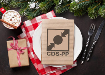 Luz de Natal no jantar centrista