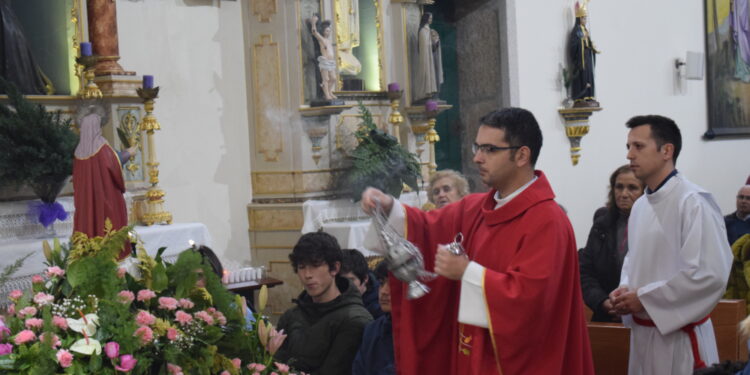 Comunidade de Santa Eulália venerou padroeira