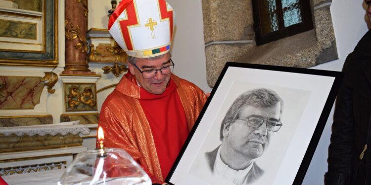 Bairro abriu portas da Capela de Sanfins