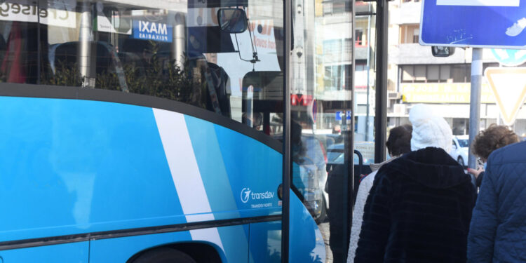 Transportes públicos reforçados