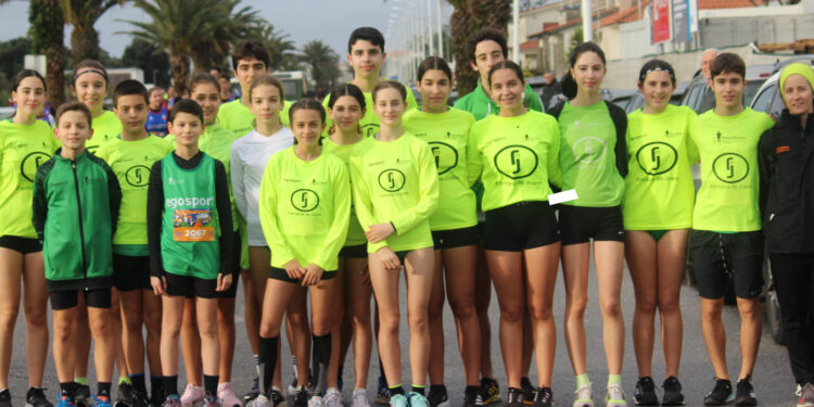 EARO conquista 10 pódios