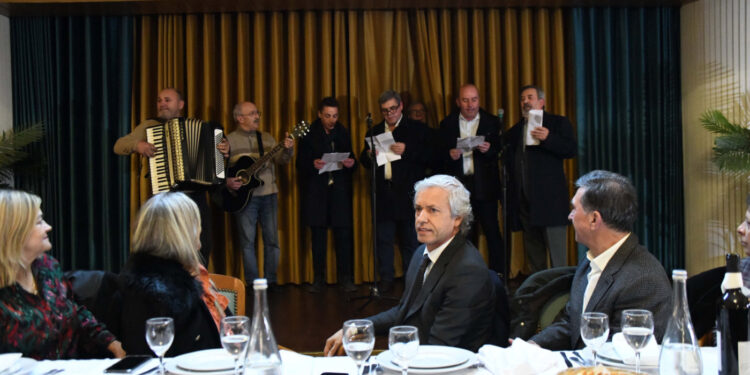 Autarcas Jantaram à mesa dos “Reis”