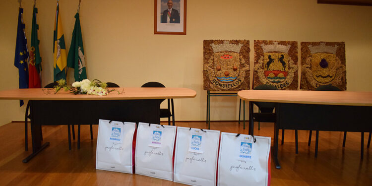 Quatro novos residentes receberam “Mimo Bebé”