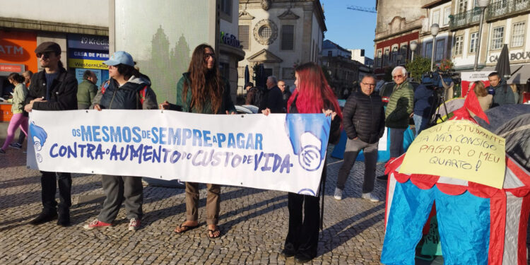 Braga: acampamento de manifestantes