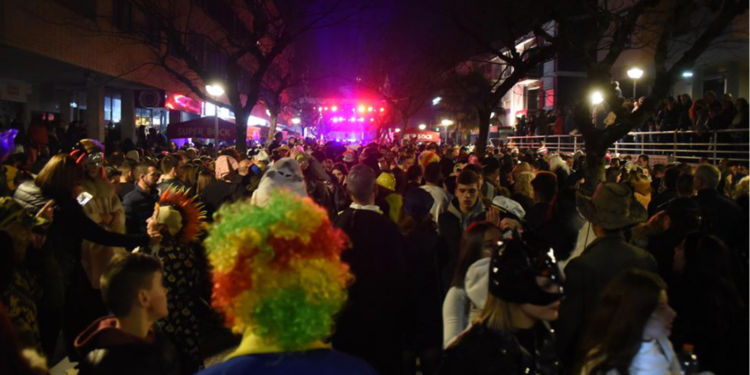FAMALICÃO, Carnaval na noite de 20