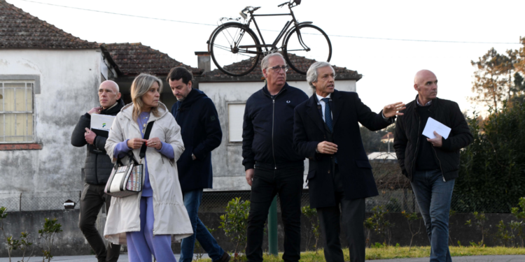 Novos Compromissos Com Lousado