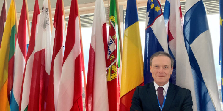 Deputado social-democrata, de Braga