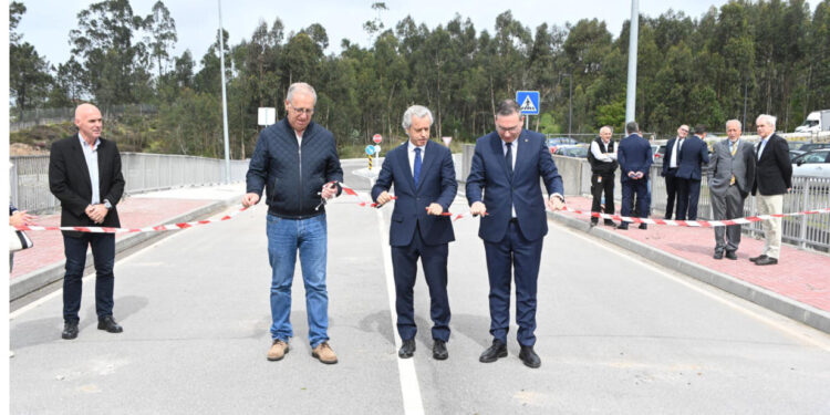 Finalmente aberto ao trânsito