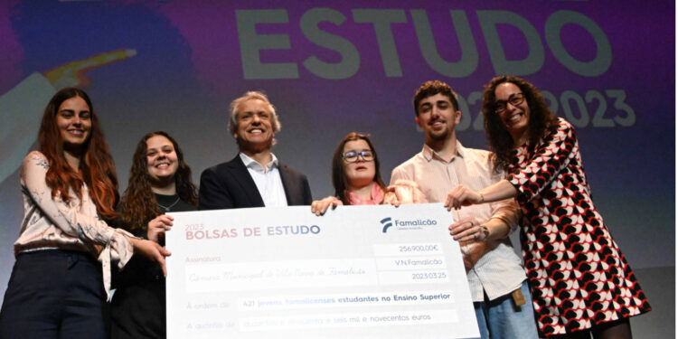 Famalicão aposta nos jovens