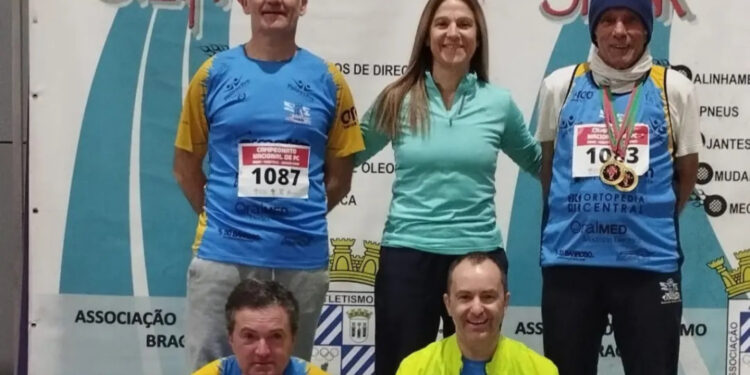 Campeão Nacional com 77 anos